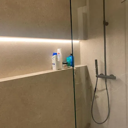 Serenity - Contemporary 2 Bedroom Διαμέρισμα Μαρμπέλλα