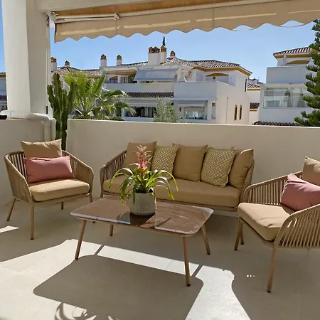 Serenity - Contemporary 2 Bedroom Διαμέρισμα *