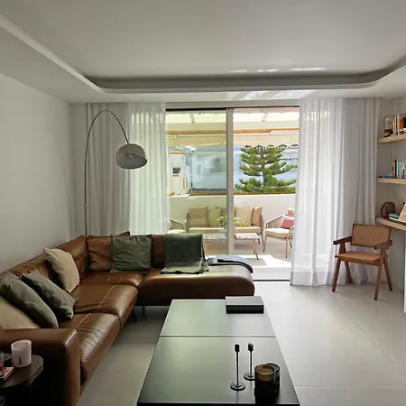Διαμέρισμα Serenity - Contemporary 2 Bedroom Μαρμπέλλα