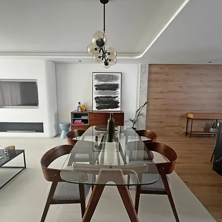 Serenity - Contemporary 2 Bedroom * Μαρμπέλλα