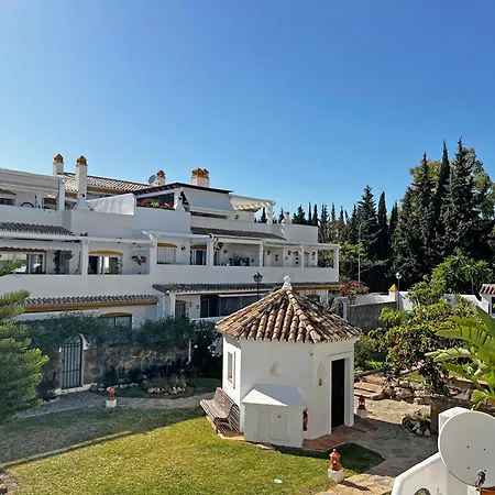 Serenity - Contemporary 2 Bedroom Διαμέρισμα Μαρμπέλλα